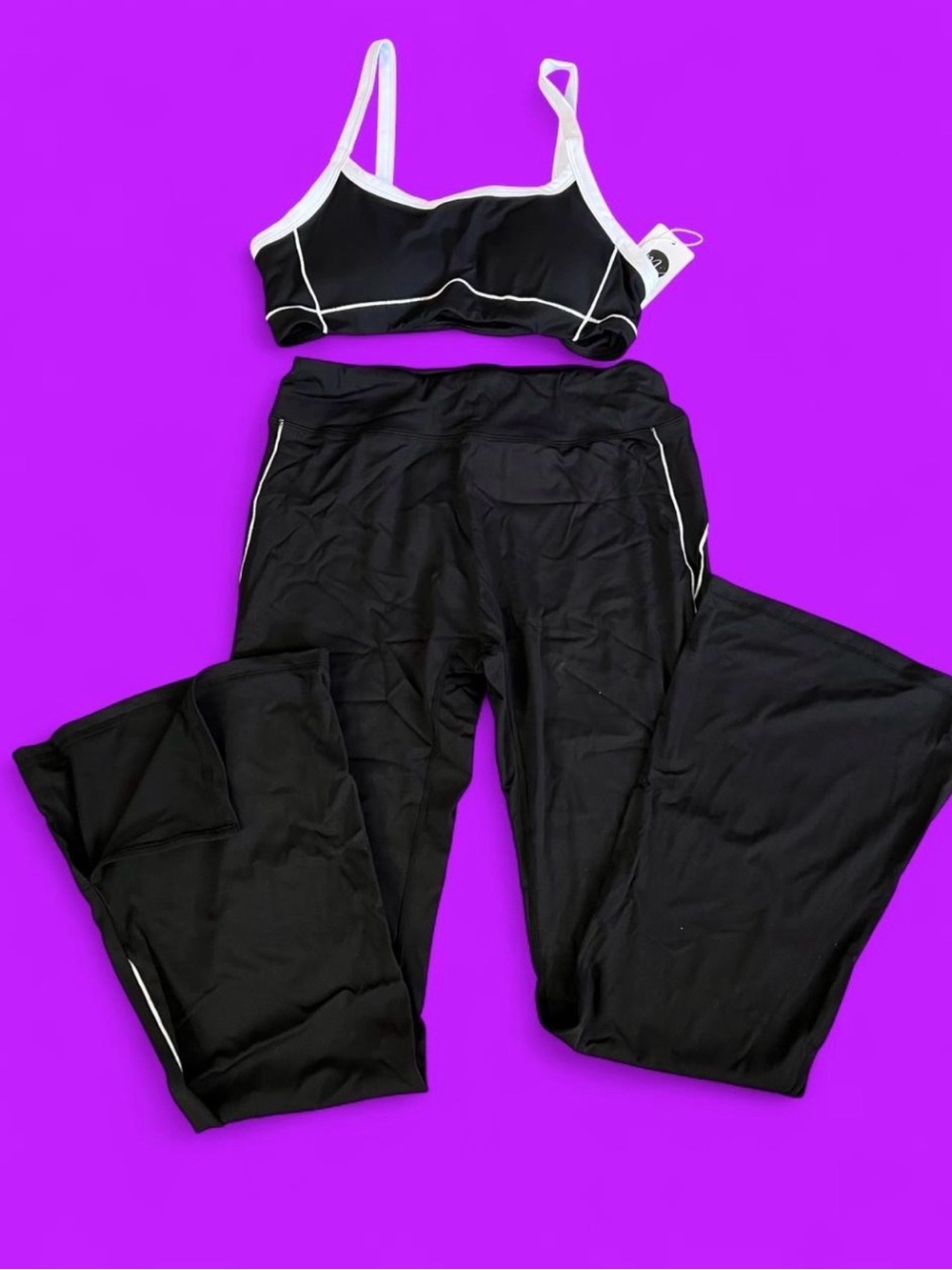 Women’s bralette and pant set size Large NWT